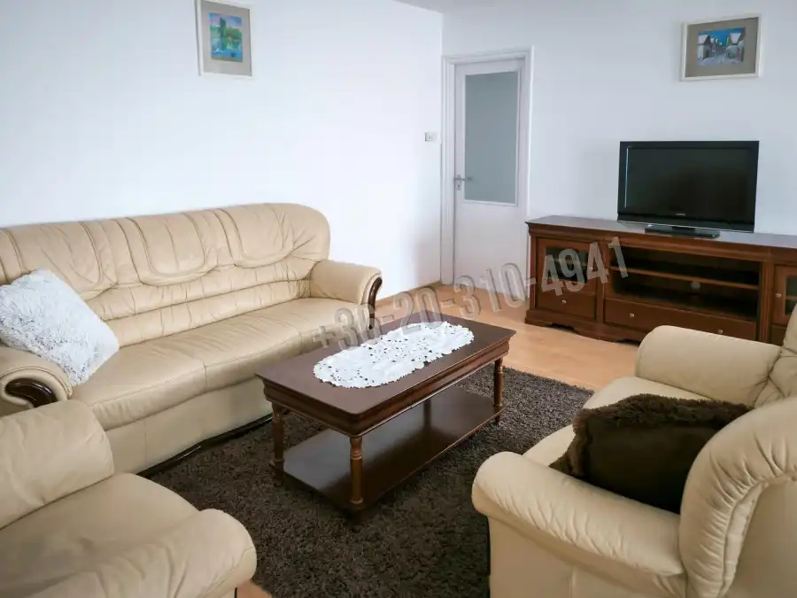 Albérlet, kiadó téglalakás, Paks