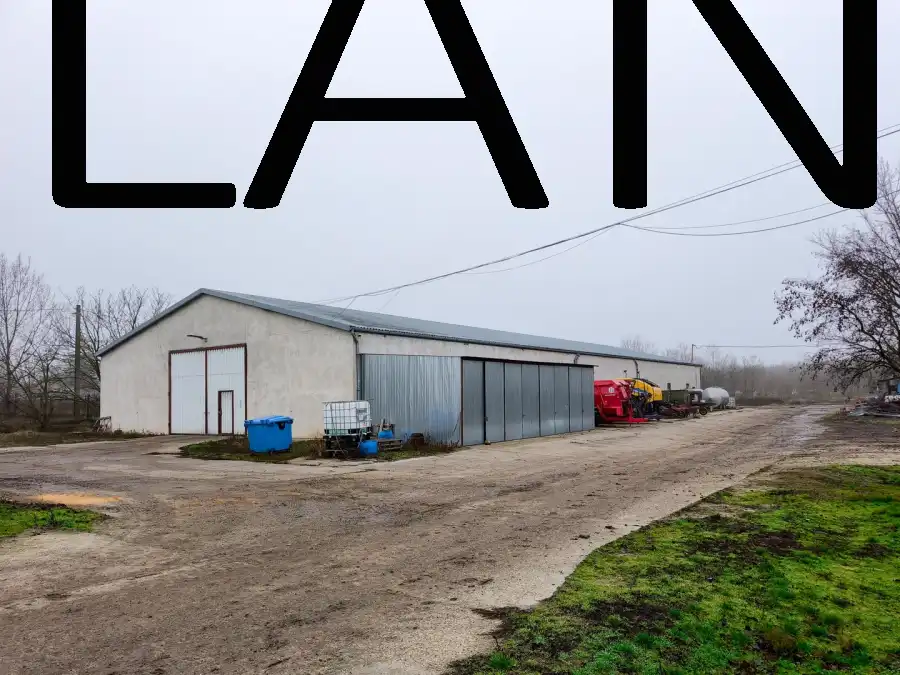 eladó ipari ingatlan, Paks