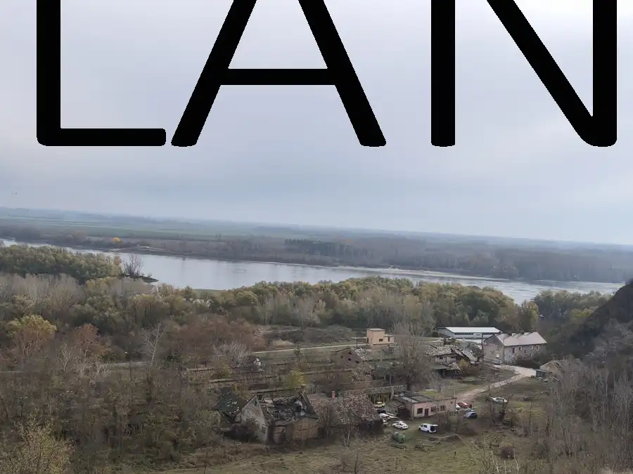 eladó ipari ingatlan, Paks