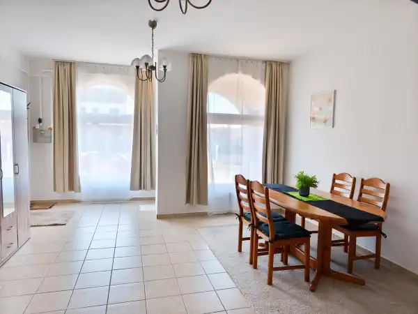 Eladó téglalakás, Paks 2+1 szoba 58 m² 39.9 M Ft