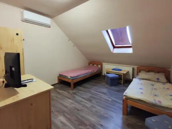 Kiadó családi ház, Dunaföldvár 5 szoba 100 m² 5 E Ft/hó + Áfa