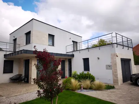 Kiadó családi ház, Paks 4+1 szoba 115 m² 450 E Ft/hó