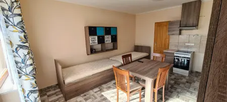 Kiadó téglalakás, Paks 1 szoba 27 m² 130 E Ft/hó