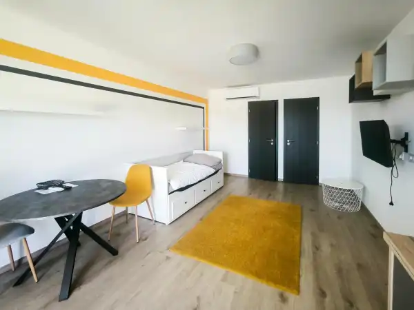 Kiadó újszerű családi ház, Gerjen 10 szoba 300 m² 3 M Ft/hó + Áfa